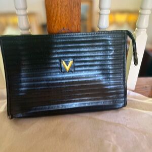 AUTHENTIC MARIO VALENTINO LEATHER CLUTCH BAG